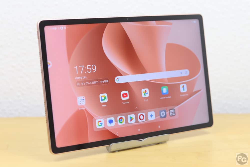 Lenovo Idea Tab Plus　視野角の確認。視野角は広くどこから見ても見やすい