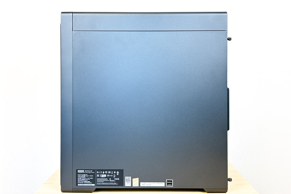 Lenovo Legion Tower 7 34IAS10 (Intel) 右サイドパネル