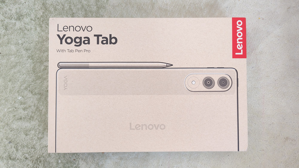 Lenovo Yoga Tabの外箱