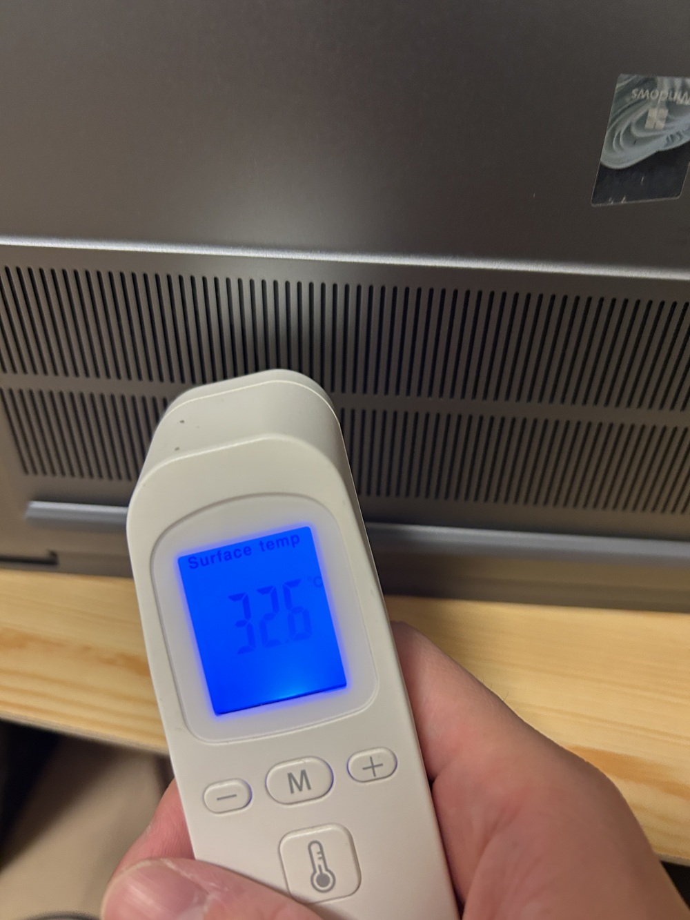 Lenovo IdeaPad Pro 5 Gen 10(14型 AMD) PC底面温度