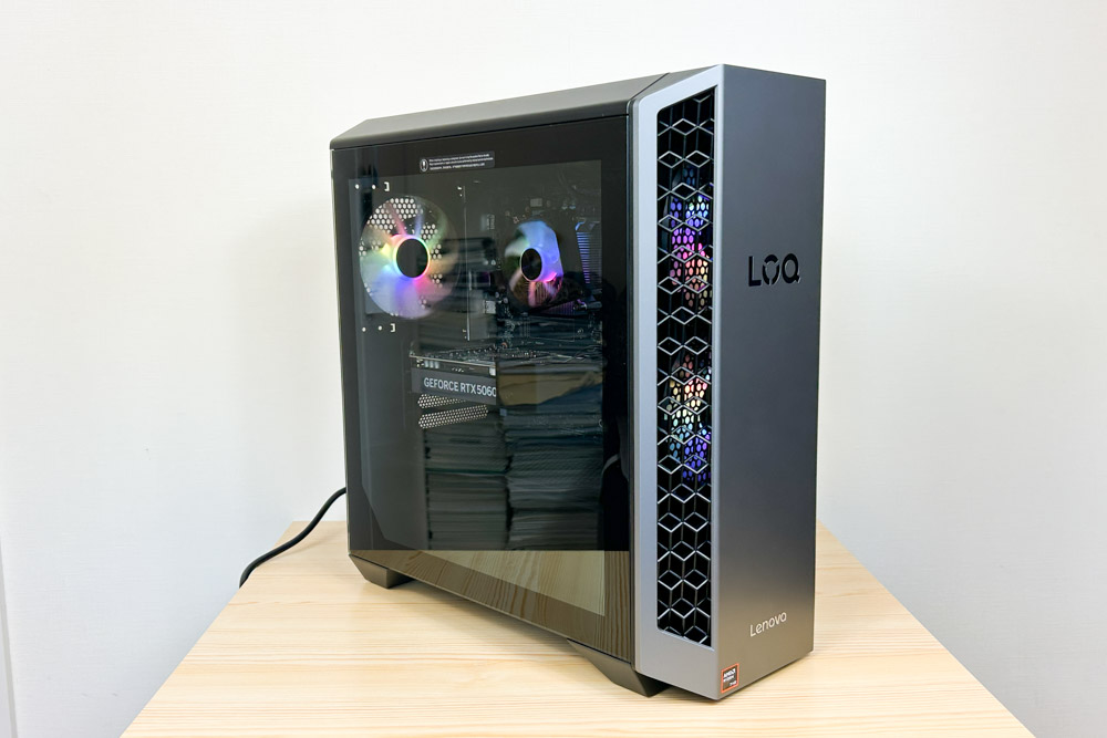 LOQ Tower 26ADR10 (AMD) 左斜め前から