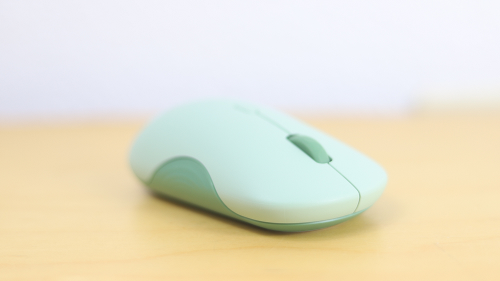 Lenovo 350 Bluetooth サイレントマウス(ブリーズモス) 前から