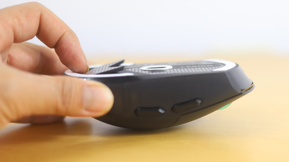 Lenovo Legion M410 ワイヤレス RGB ゲーミングマウス USBレシーバーの収納場所