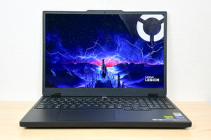 Lenovo Legion 5i Gen 10 正面