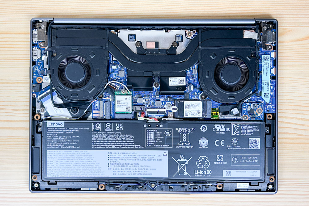 Lenovo IdeaPad Pro 5 Gen 10(14型 AMD) 筐体内部