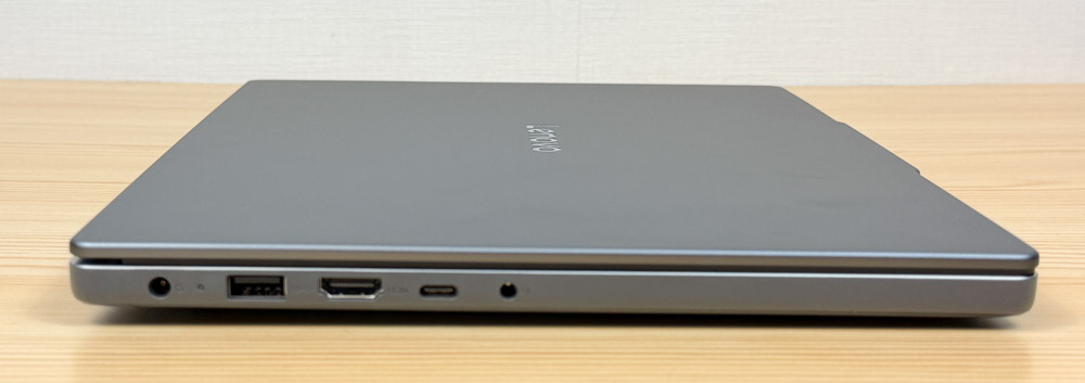 Lenovo IdeaPad Slim 3 Gen 10 (14型 AMD)　左側面インターフェイス