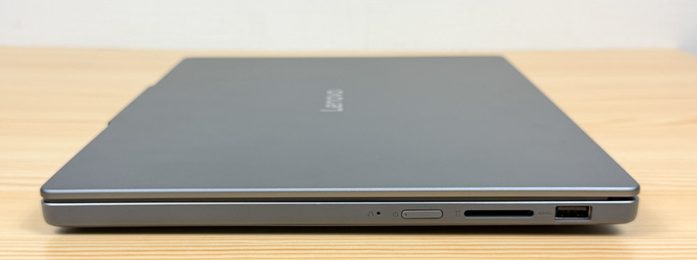 Lenovo IdeaPad Slim 3 Gen 10 (14型 AMD)　右側面インターフェイス