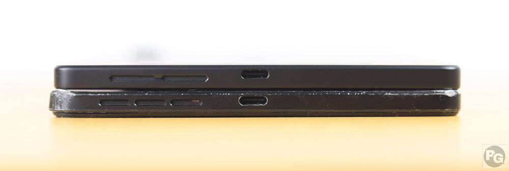 Legion Tab 8.8と旧モデルの厚さ比較画像.