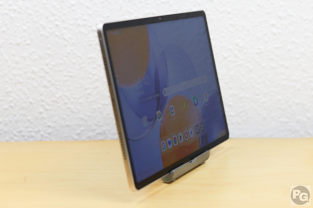 Lenovo Yoga Tabの視野角をチェック。横から見てもしっかりと見える