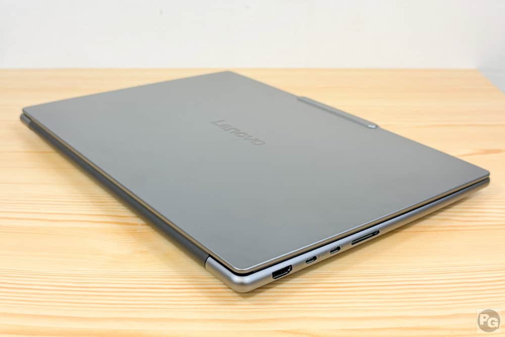 Lenovo Yoga Pro 7i Gen 11 Aura Edition(15.3型 Intel)　筐体