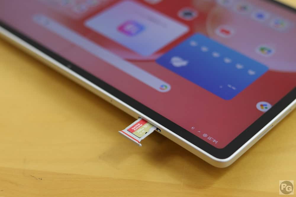 Lenovo Tab Plus Gen 2は最大2TBのMicroSDカードに対応