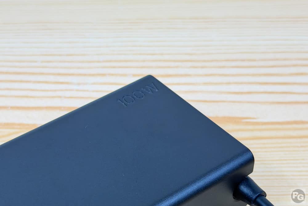 Lenovo Yoga Mini 01IPH11(Intel) ACアダプタは１００W