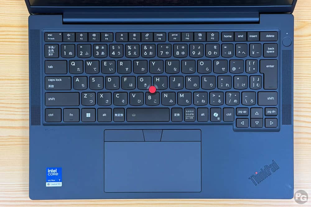 ThinkPad T14s Gen 7 14 Intel キーボード正面写真。