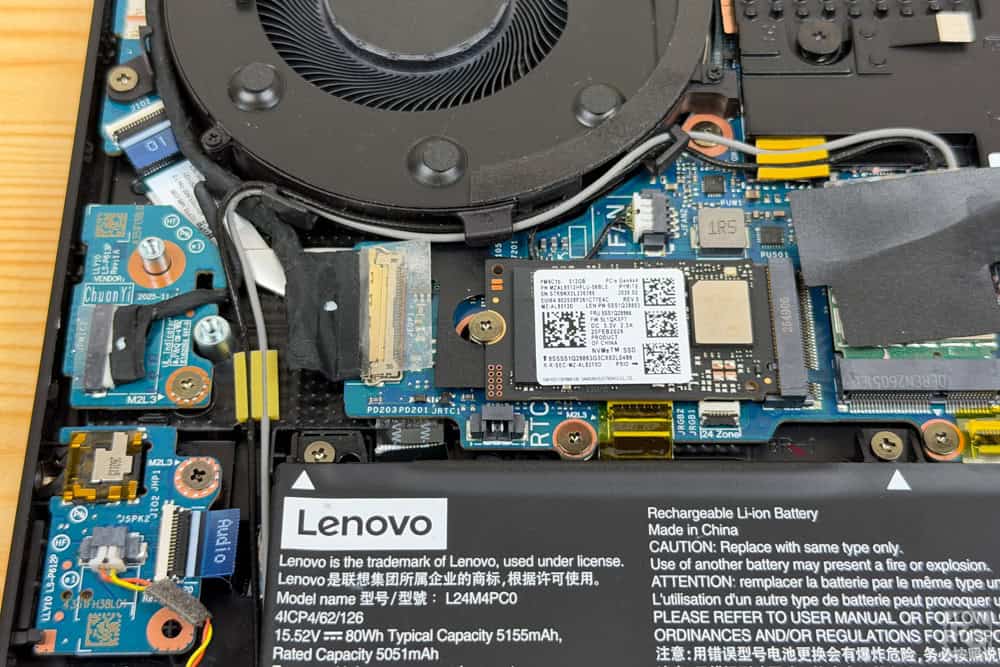 Lenovo Legion 5i Gen 11 15.3 Intel 元から入っているSSD Type-2242