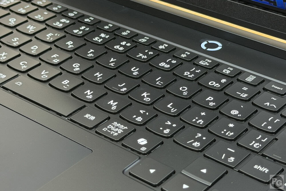 Lenovo Legion 5i Gen 11 (15.3型 Intel)　お。3ミリ湾曲しているキートップ