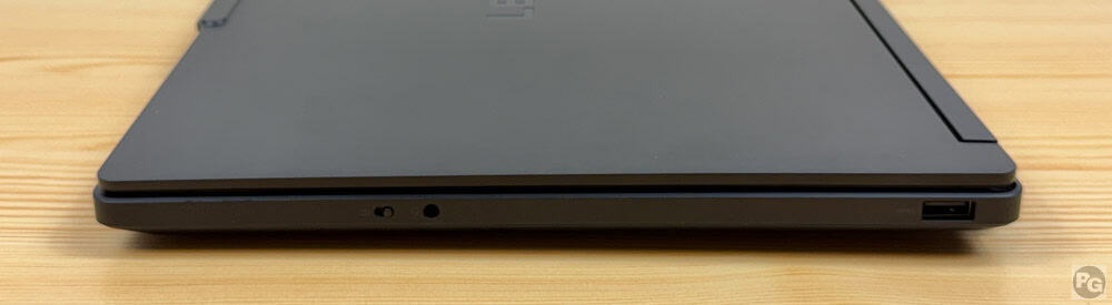 Lenovo Legion 5i Gen 11 15.3 Intel 右側面インターフェイス
