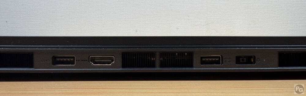 Lenovo Legion 5i Gen 11 15.3 Intel 背面インターフェイス