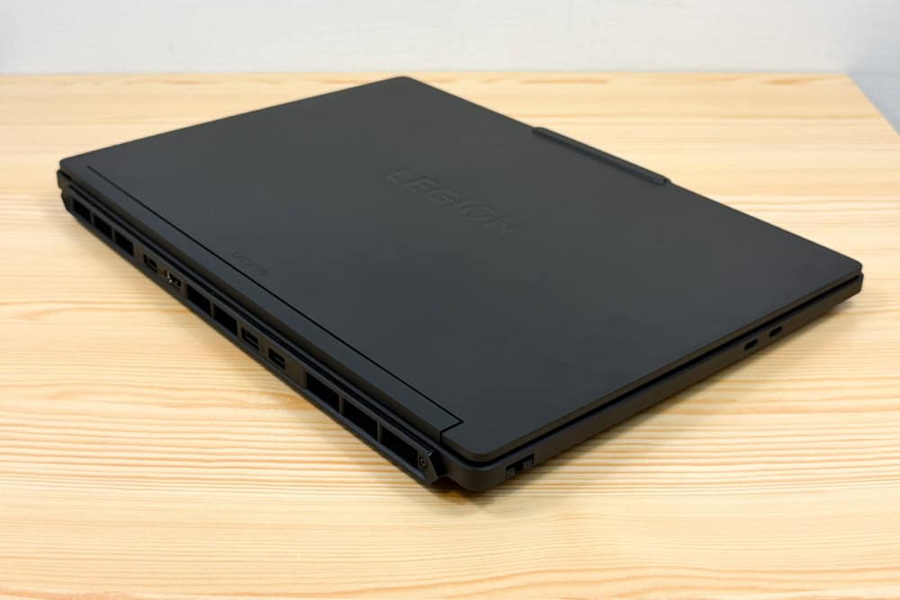 Lenovo Legion 5a Gen 11 15.3 AMD 寸法幅344 × 奥行き244.5 × 厚さ18.95-19.95mm
