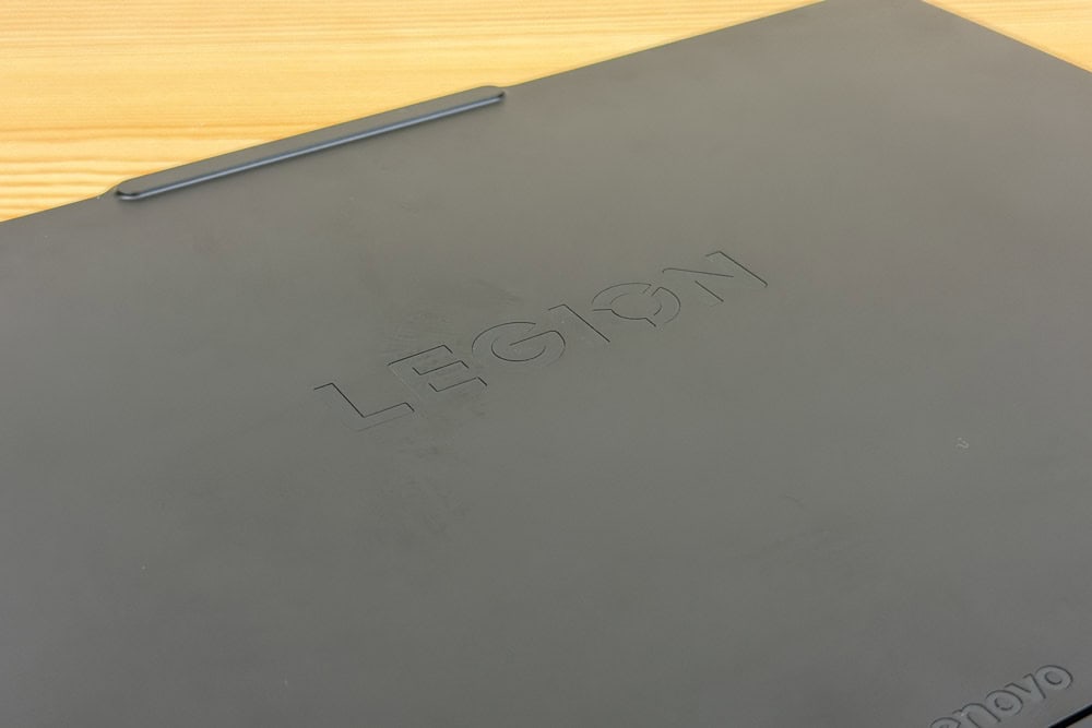 Lenovo Legion 5a Gen 11 15.3 AMD 指紋が付きやすい天板