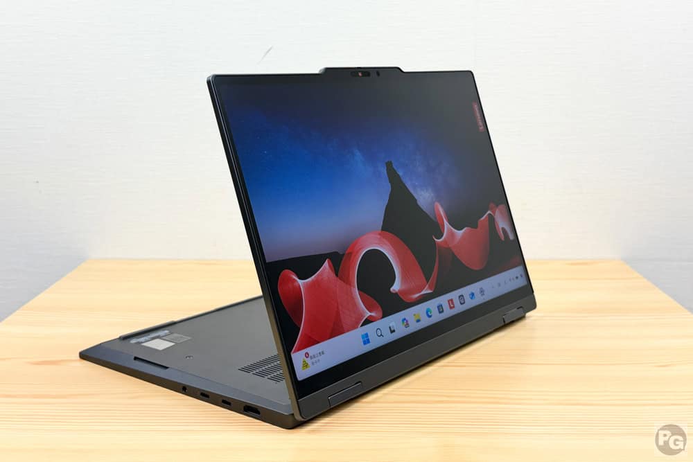 ThinkPad X1 2-in-1 Gen 11 Aura Edition (14型 Intel)　スタンドドモード
