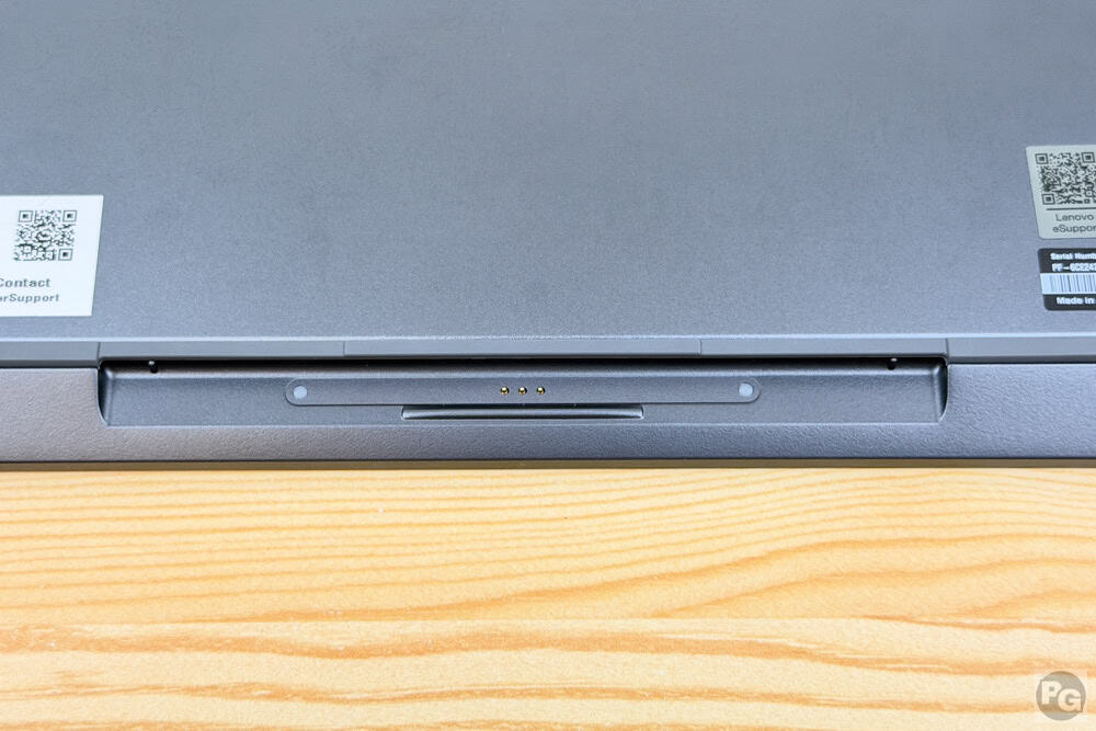 ThinkPad X1 2-in-1 Gen 11 Aura Edition (14型 Intel)　ペン収容場所