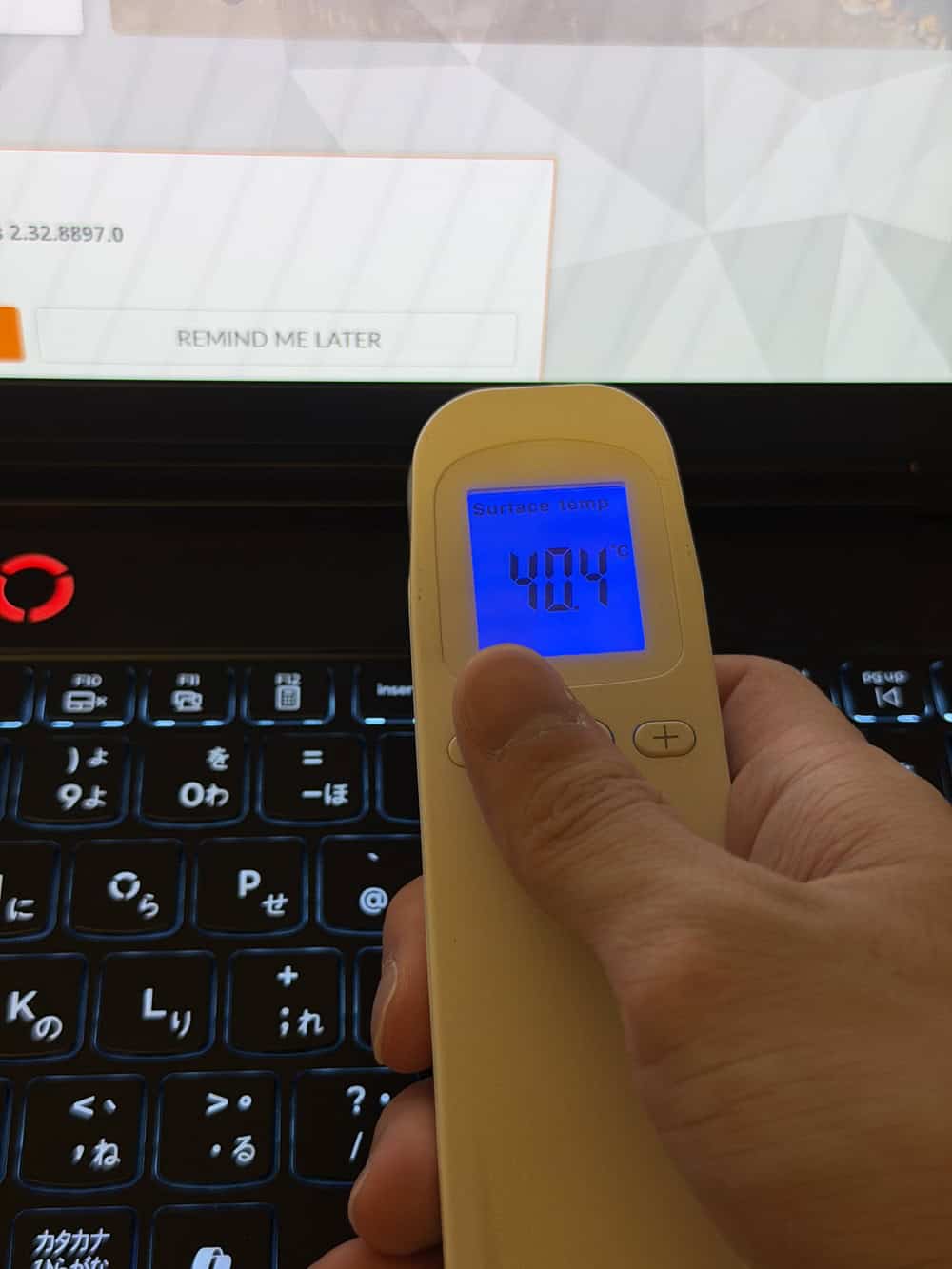 Lenovo Legion 5a Gen 11 15.3 AMD ベンチマーク実行時のPC表面温度40.4度