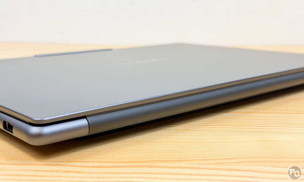 Lenovo Yoga Pro 7 Gen 11 (15.3型 AMD)特徴的なデザインのヒンジ