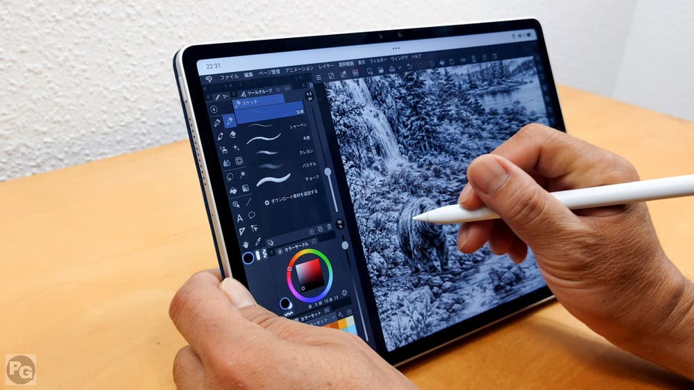 Lenovo Yoga Tab Gen 2 Clip studioで絵を描いているところ。とても使いやすいペン