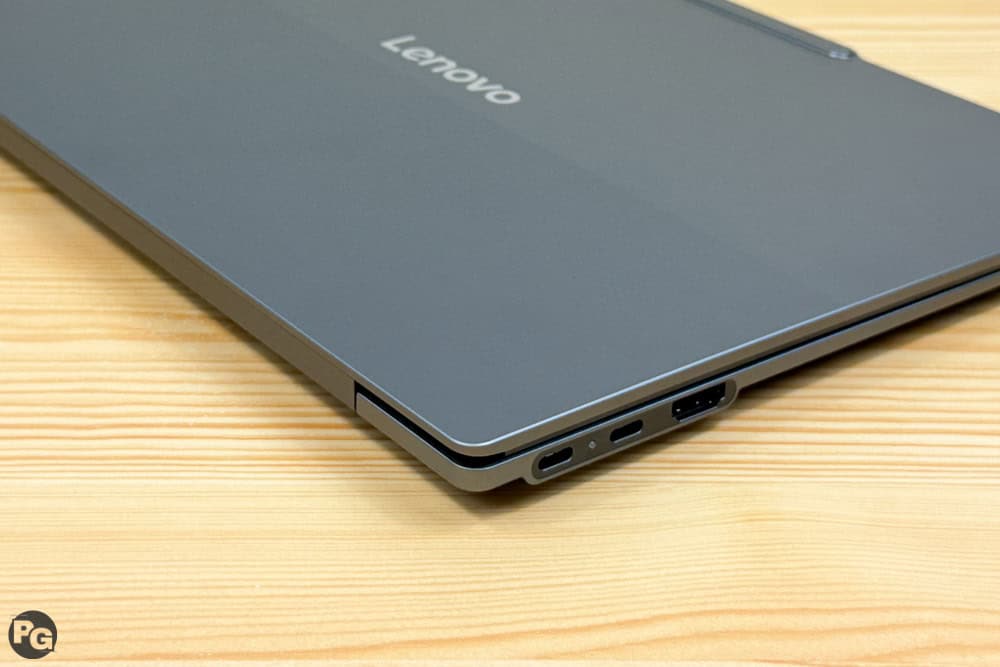ThinkBook 14x (14型 Intel)のエッジがおしゃれ