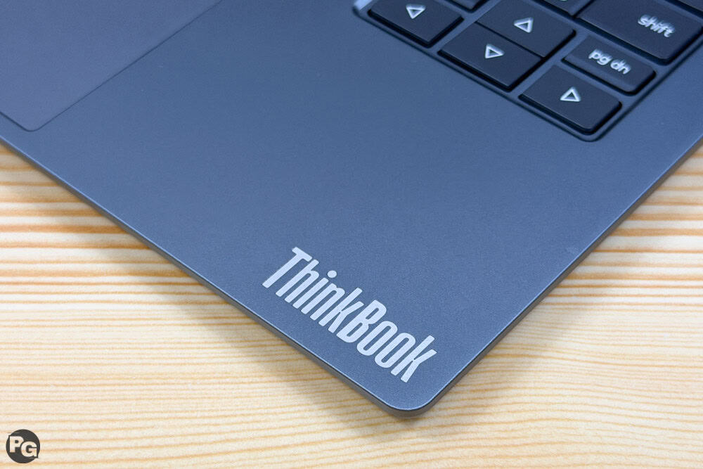 ThinkBook 14x (14型 Intel)　パームレストにあるロゴ
